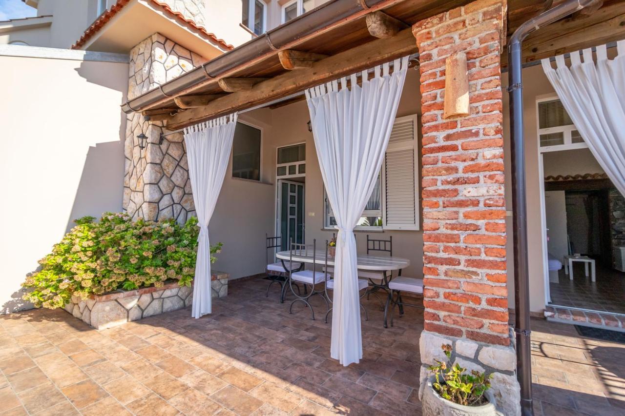 Apartments Vintage Banjol المظهر الخارجي الصورة