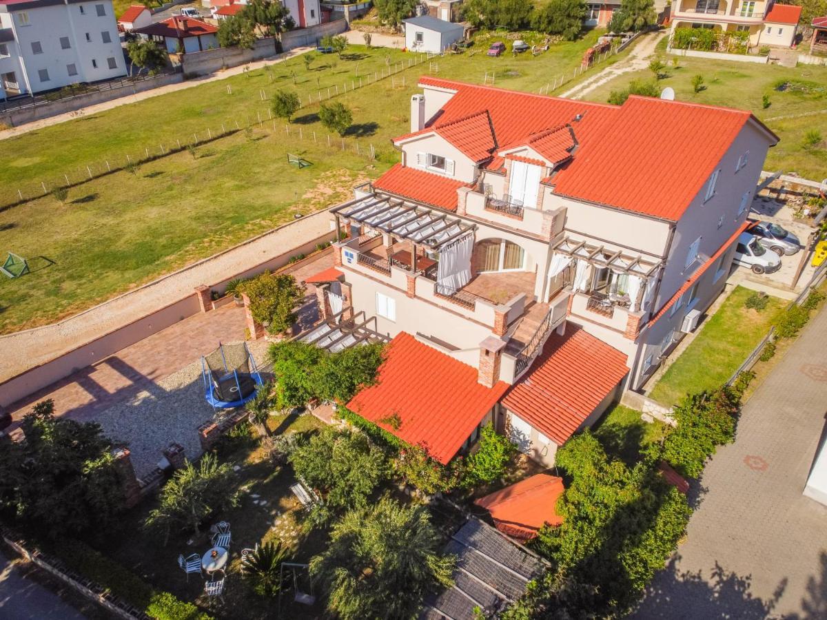Apartments Vintage Banjol المظهر الخارجي الصورة