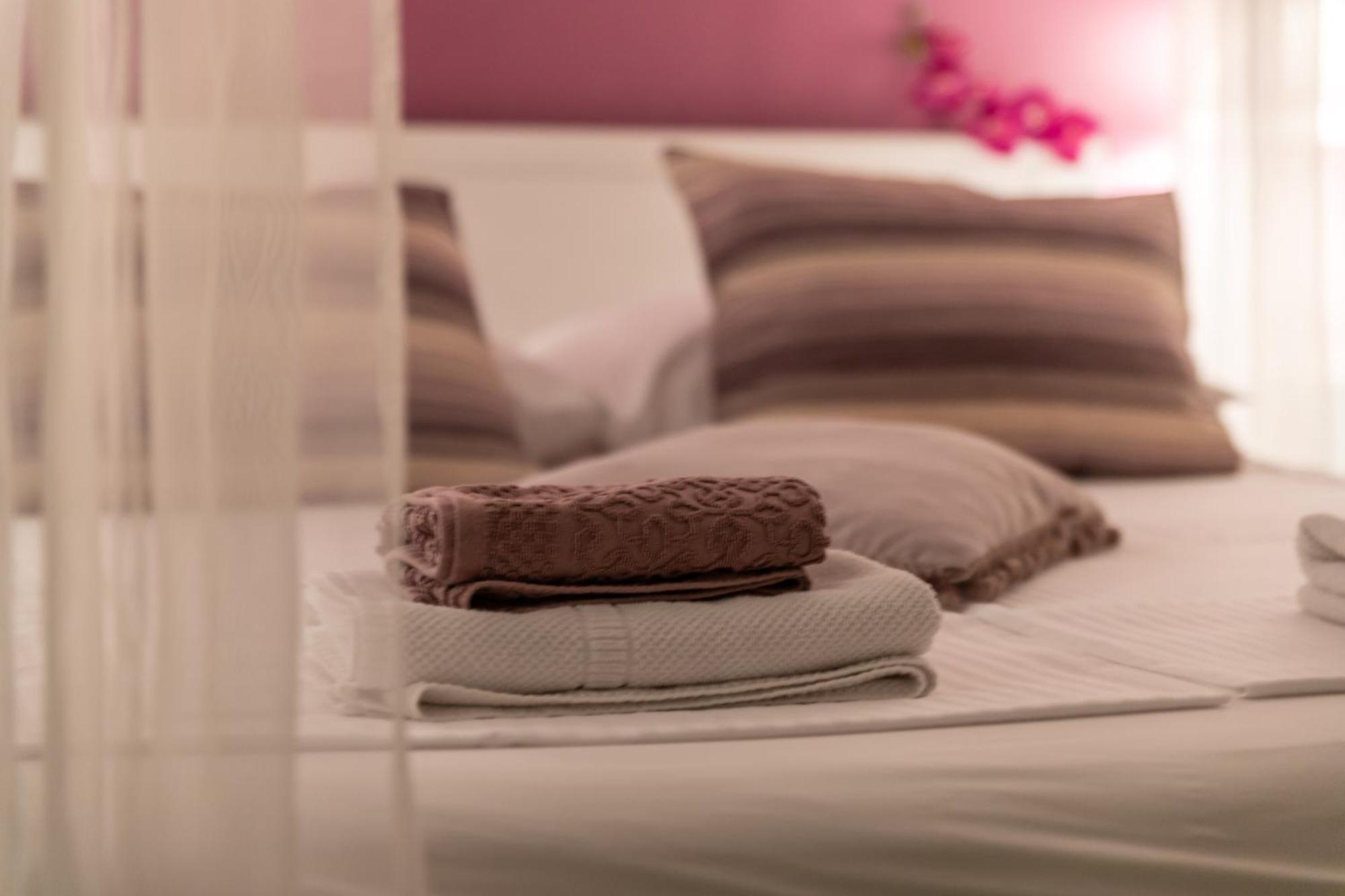 Apartments Vintage Banjol الغرفة الصورة
